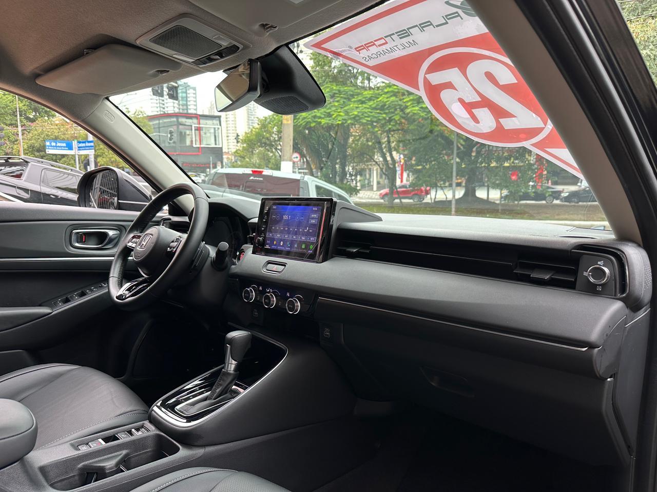 HR-V