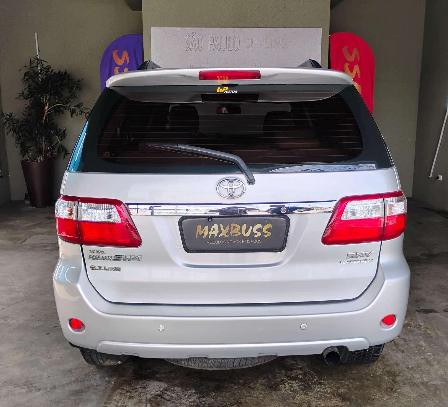 HILUX SW4