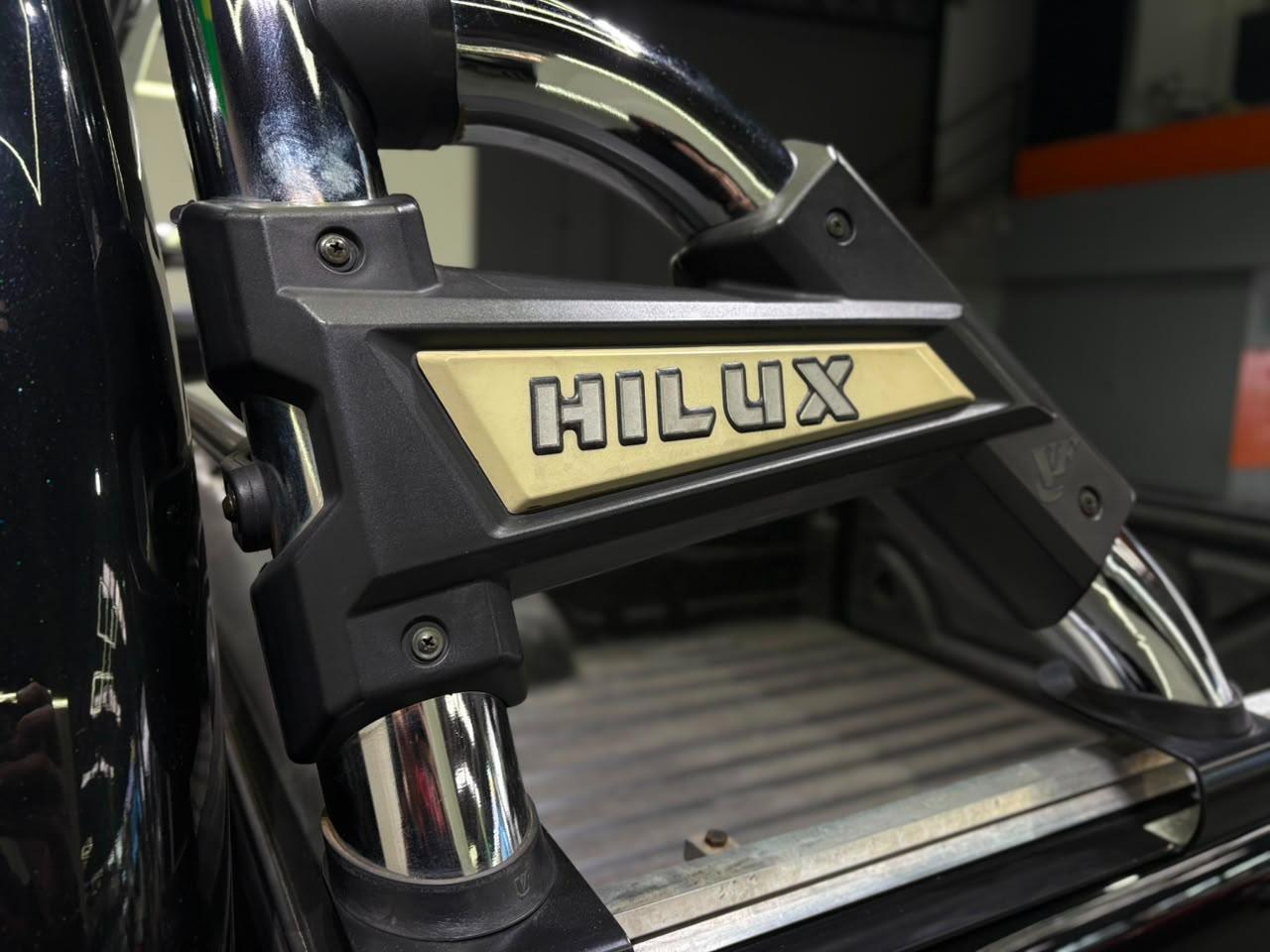 HILUX