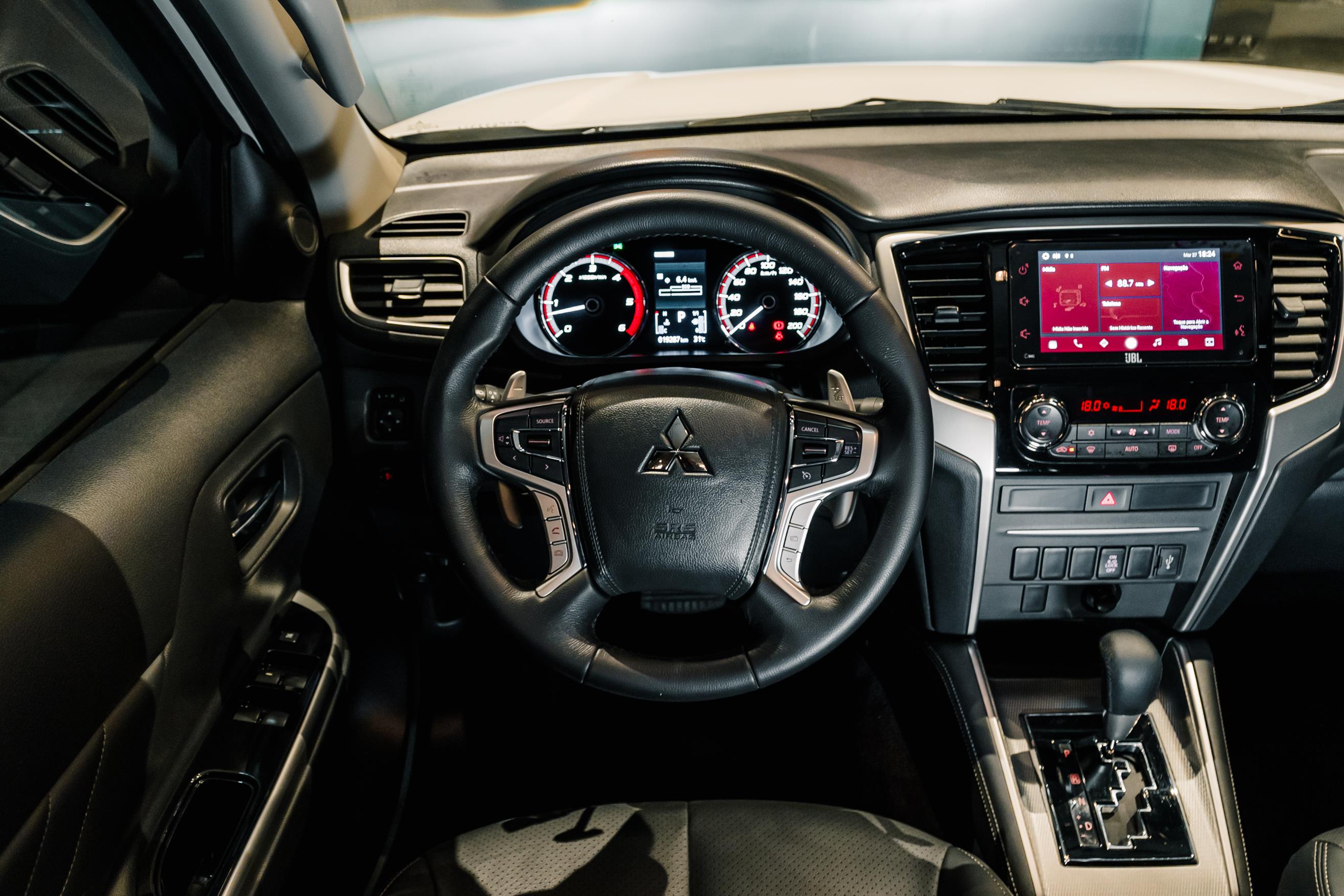 MITSUBISHI L200 TRITON
