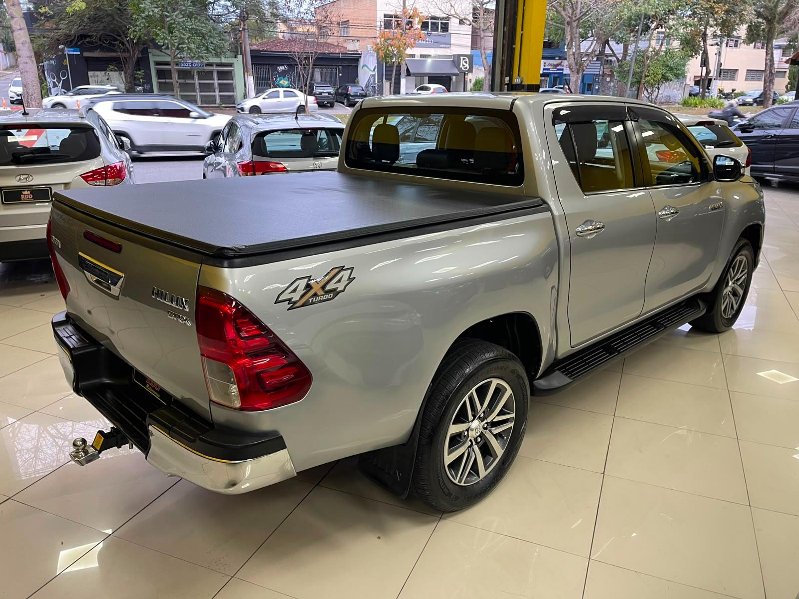 HILUX