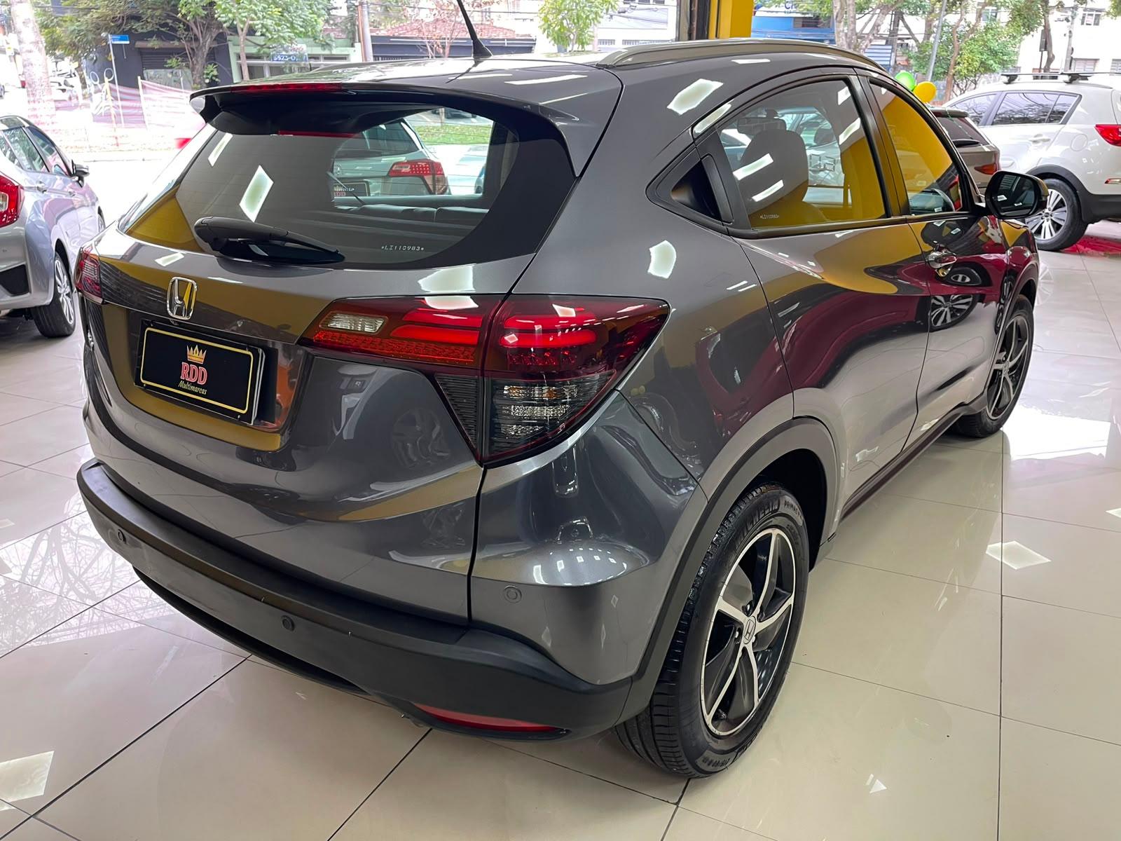 HR-V