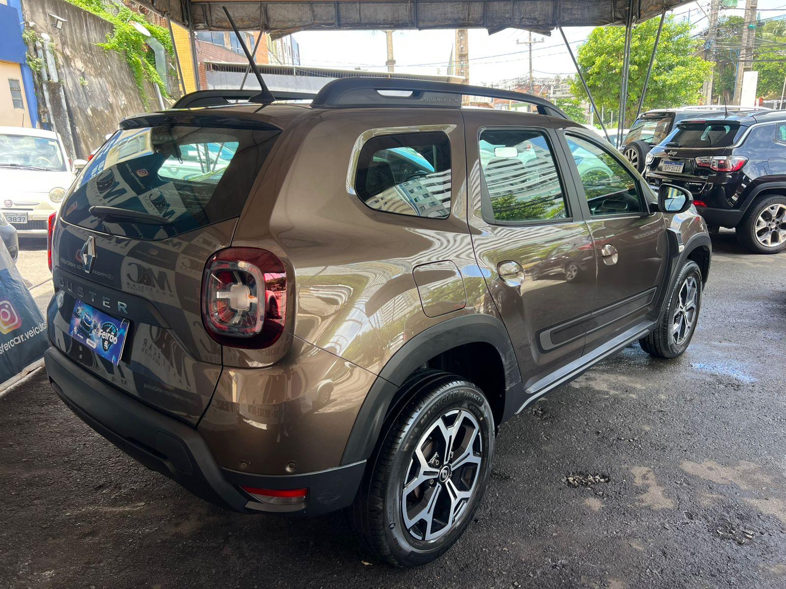 RENAULT DUSTER