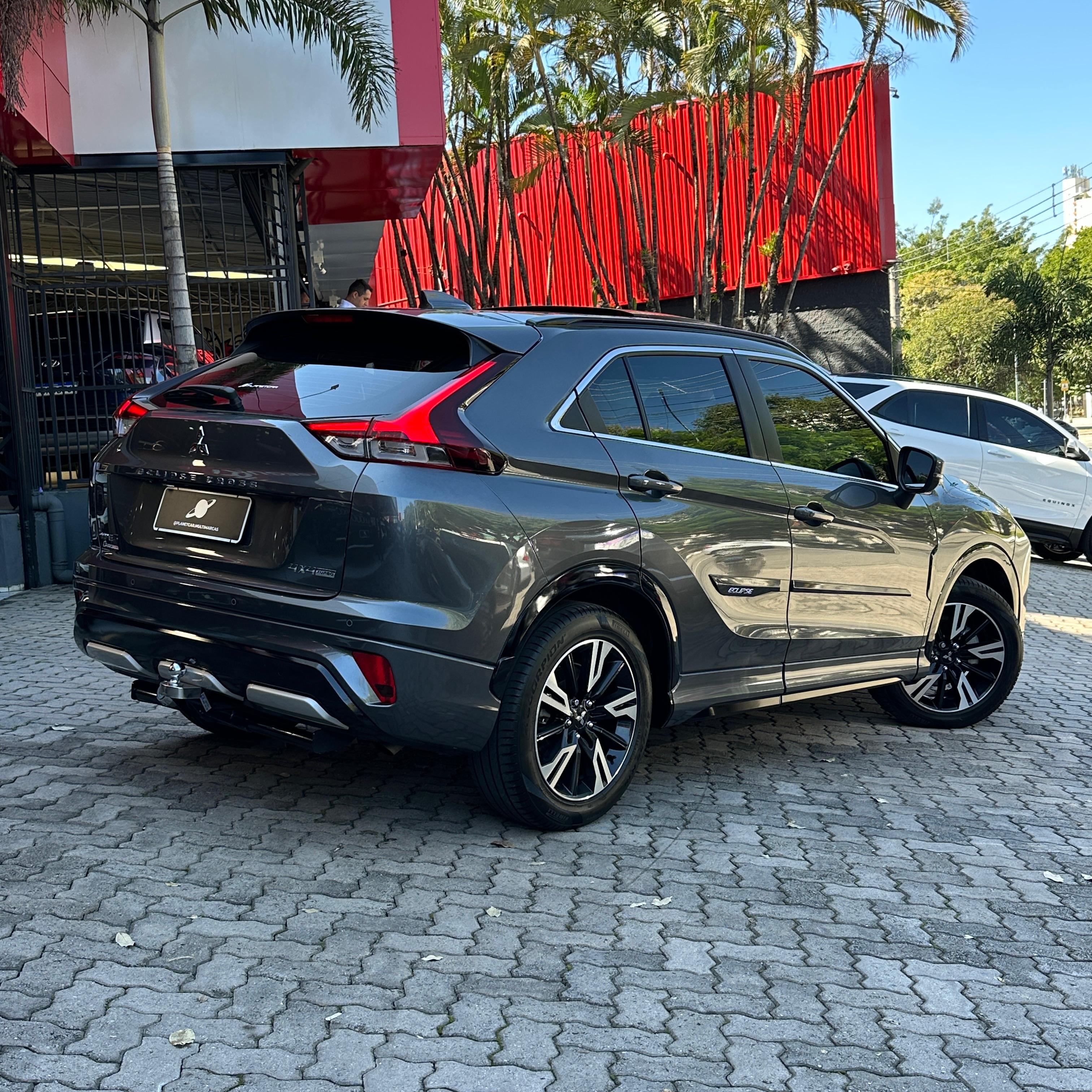 ECLIPSE CROSS