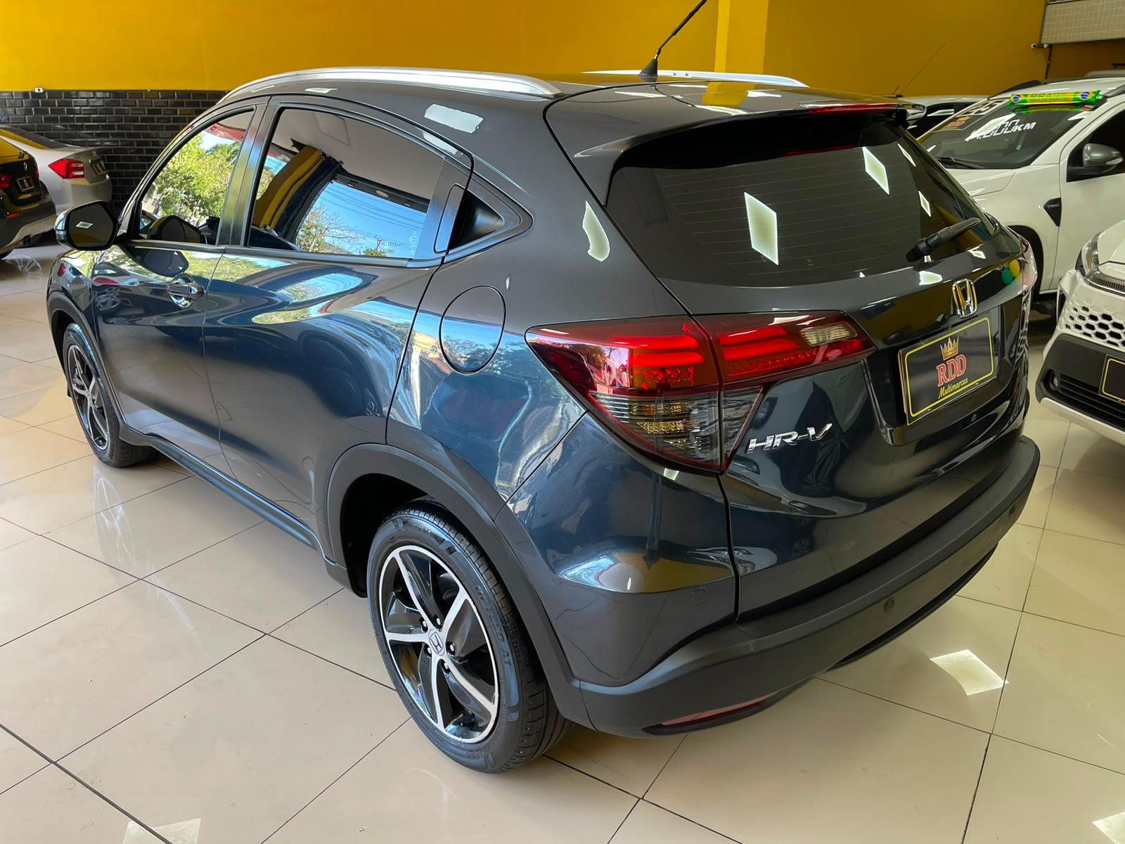 HR-V