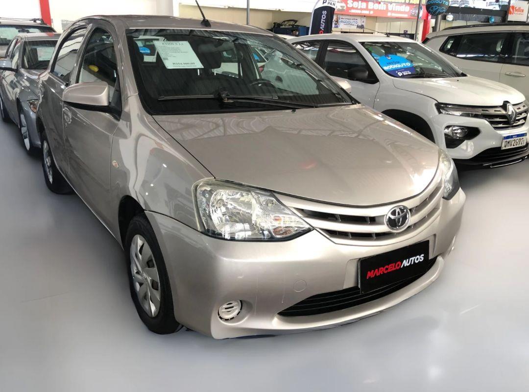 TOYOTA ETIOS