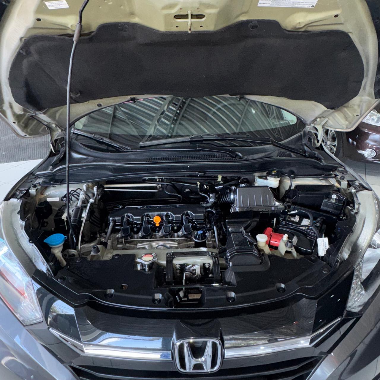 HR-V