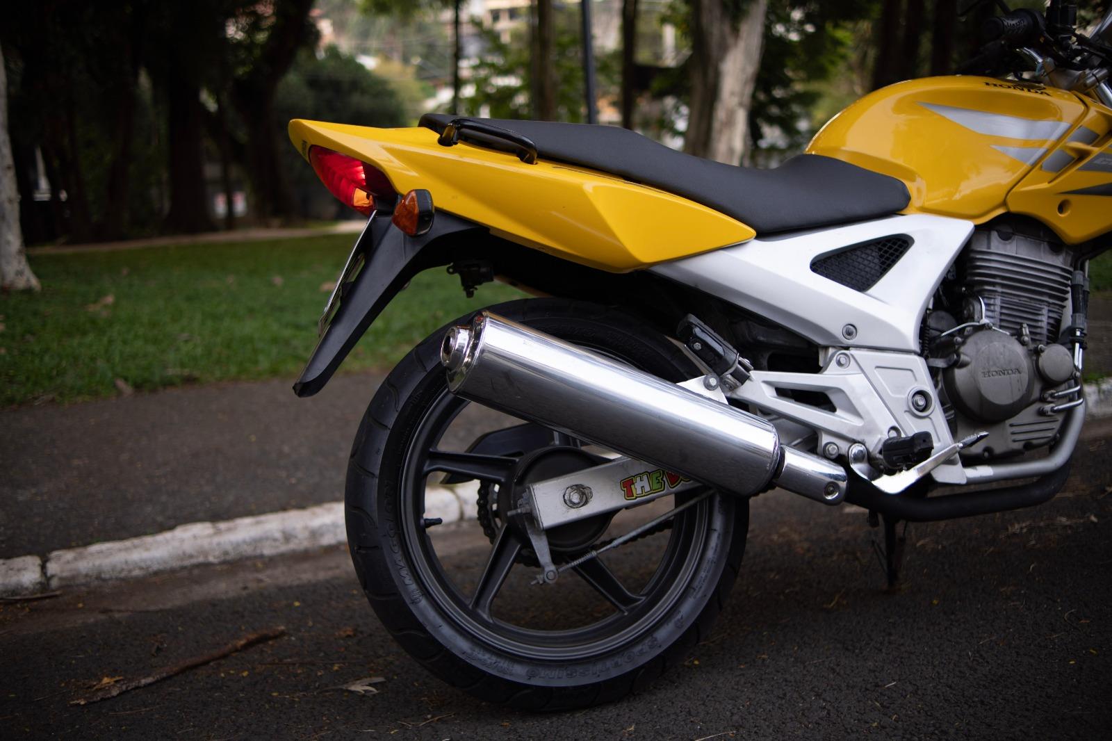 CBX 250 TWISTER