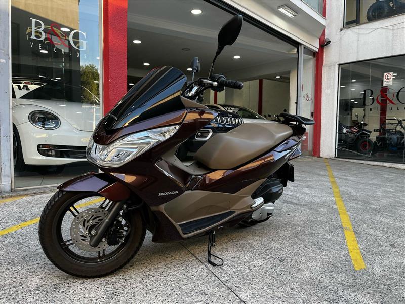 PCX DLX