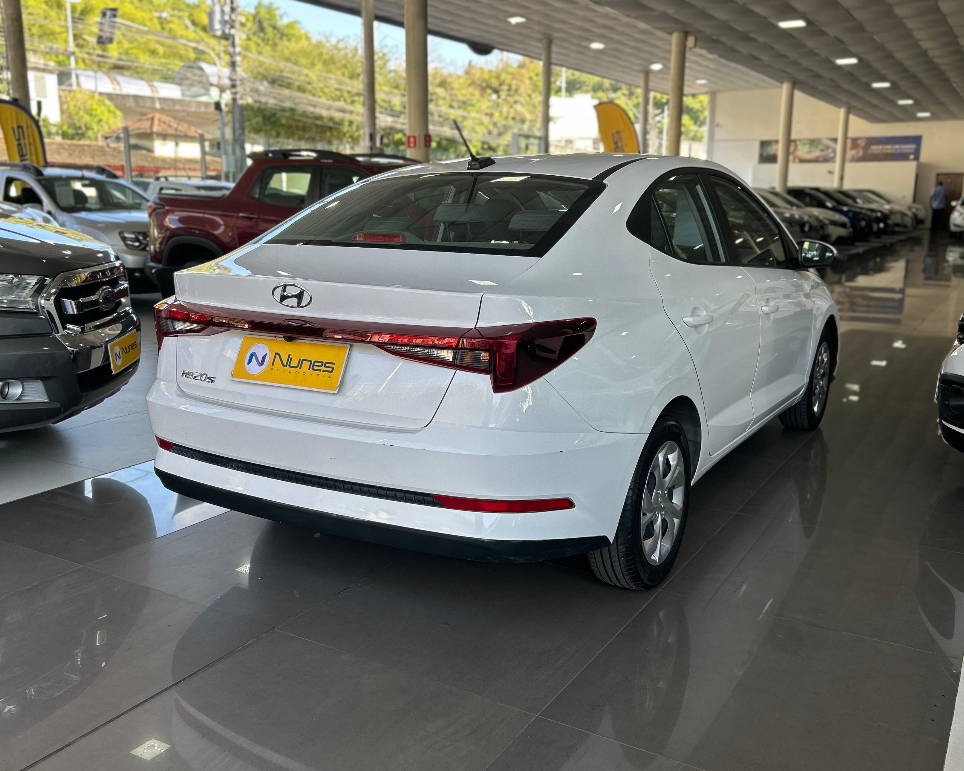 HYUNDAI HB20S
