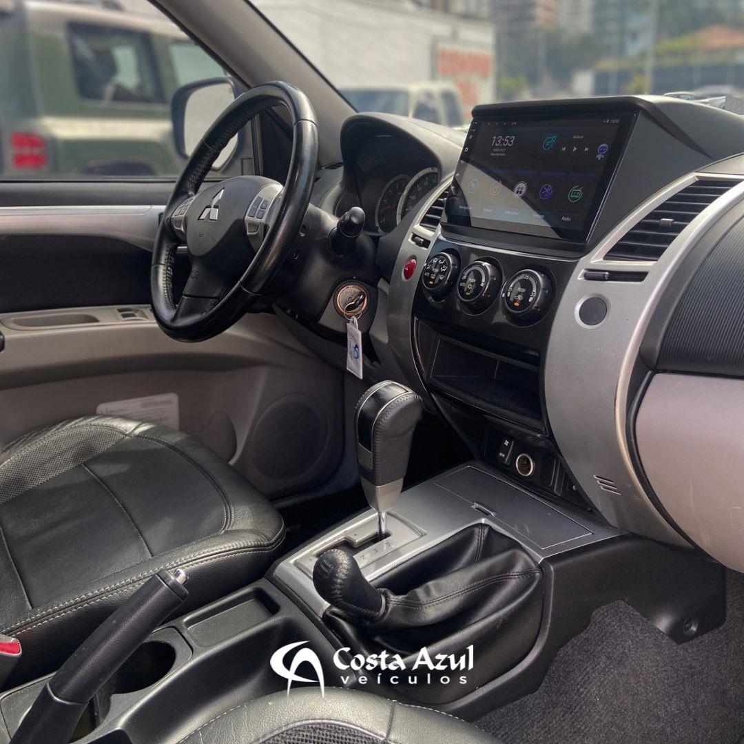 MITSUBISHI PAJERO DAKAR