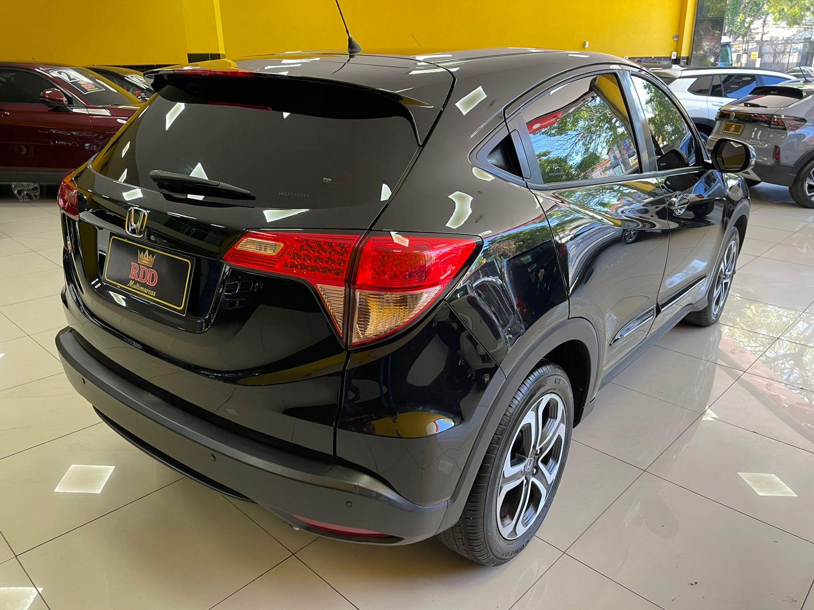 HR-V