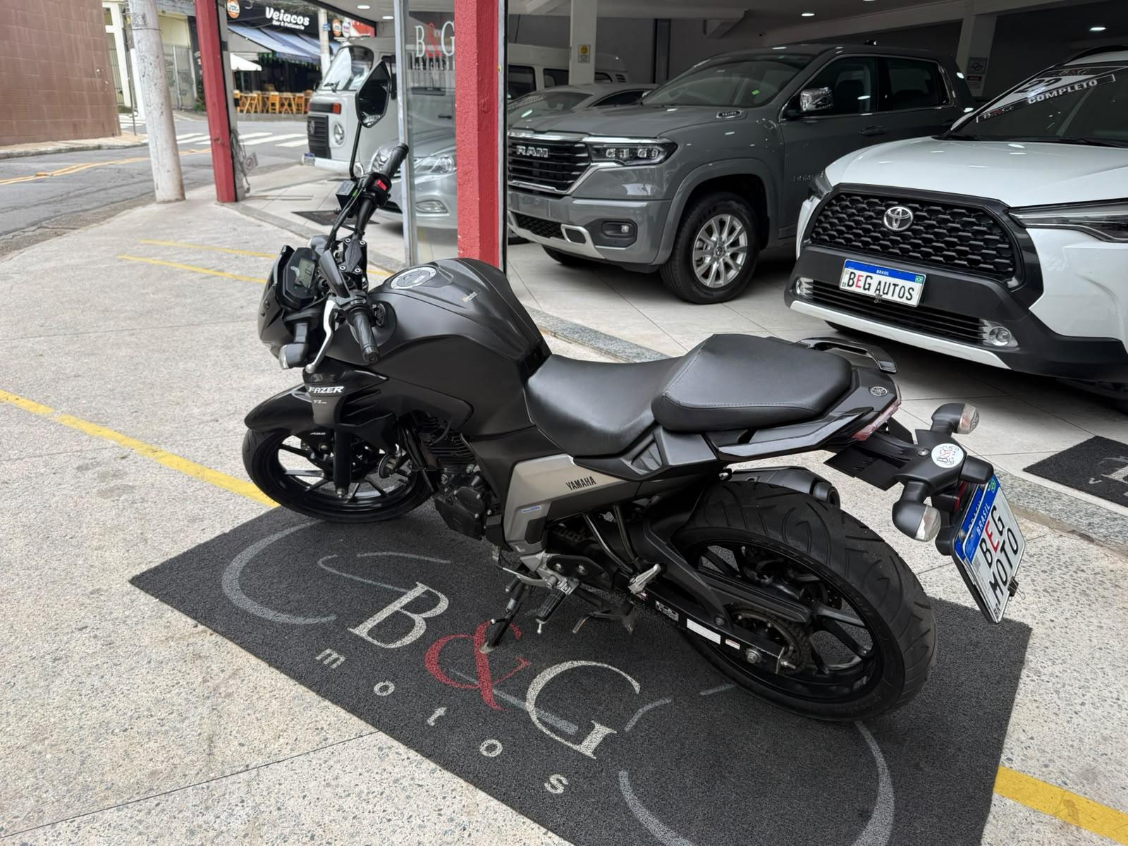 FZ25 FAZER ABS