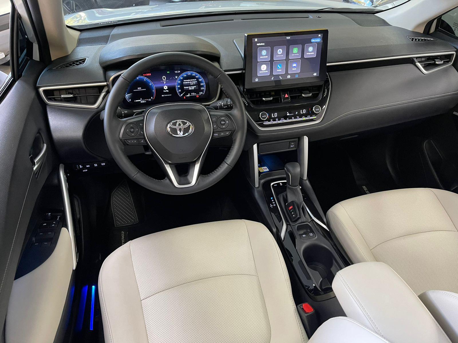COROLLA CROSS