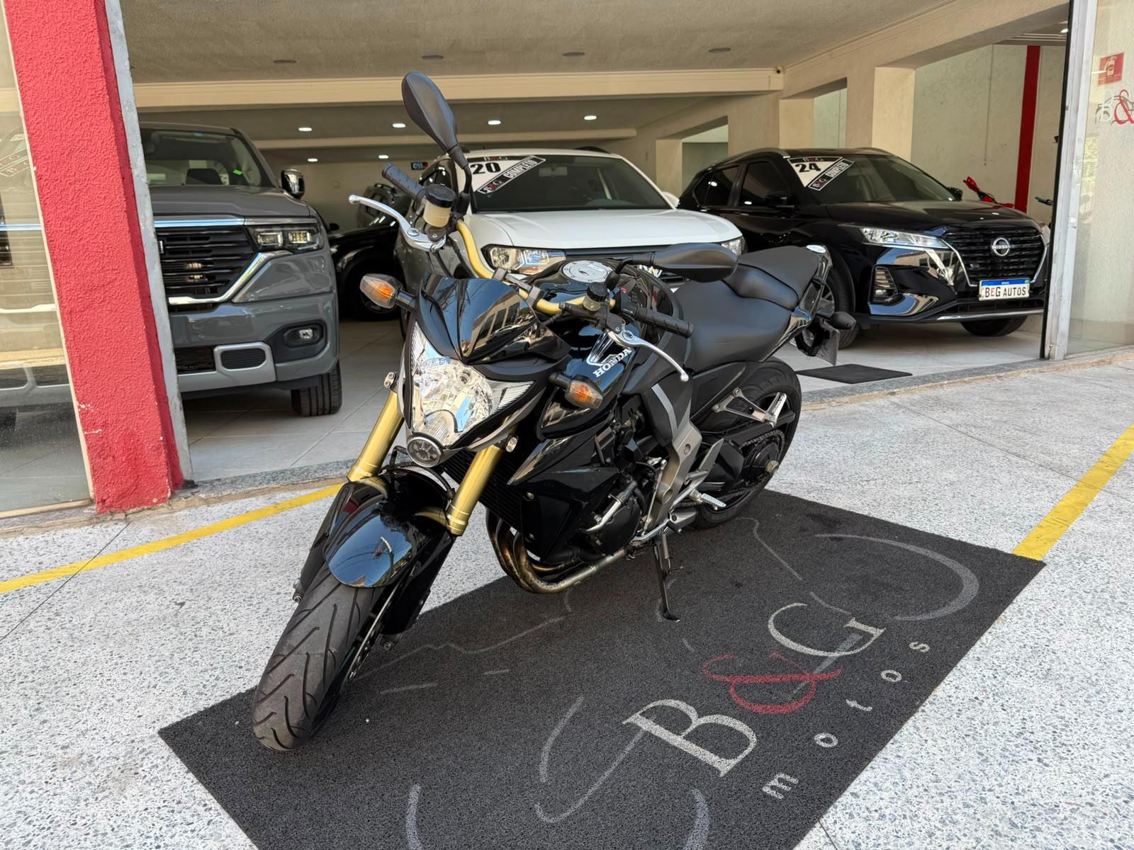 CB 1000R