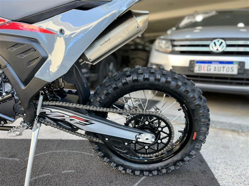 270 EFI COM PARTIDA ELETRICA 4T 