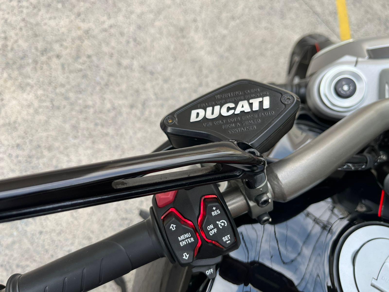 XDIAVEL S