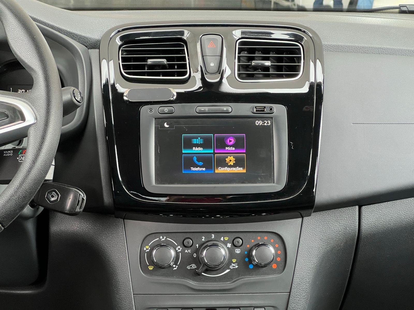 RENAULT SANDERO