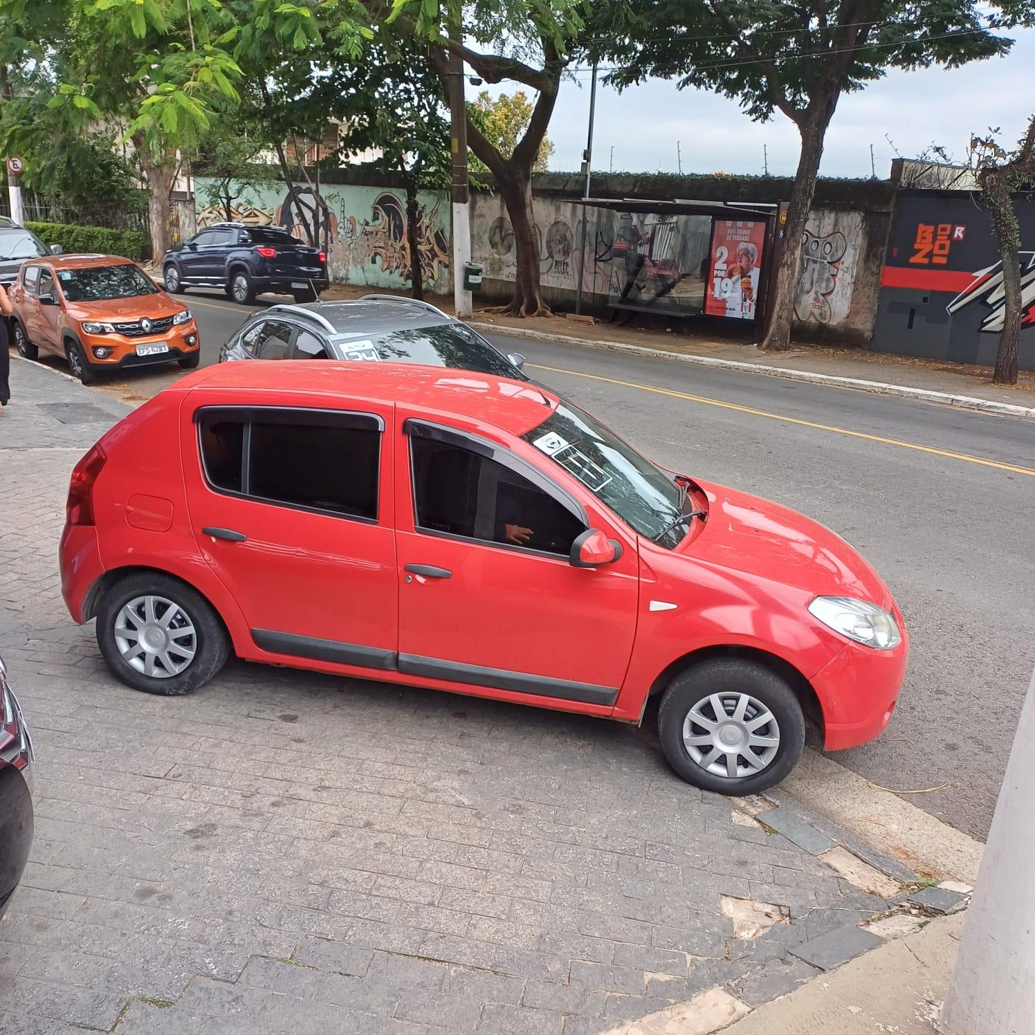 SANDERO