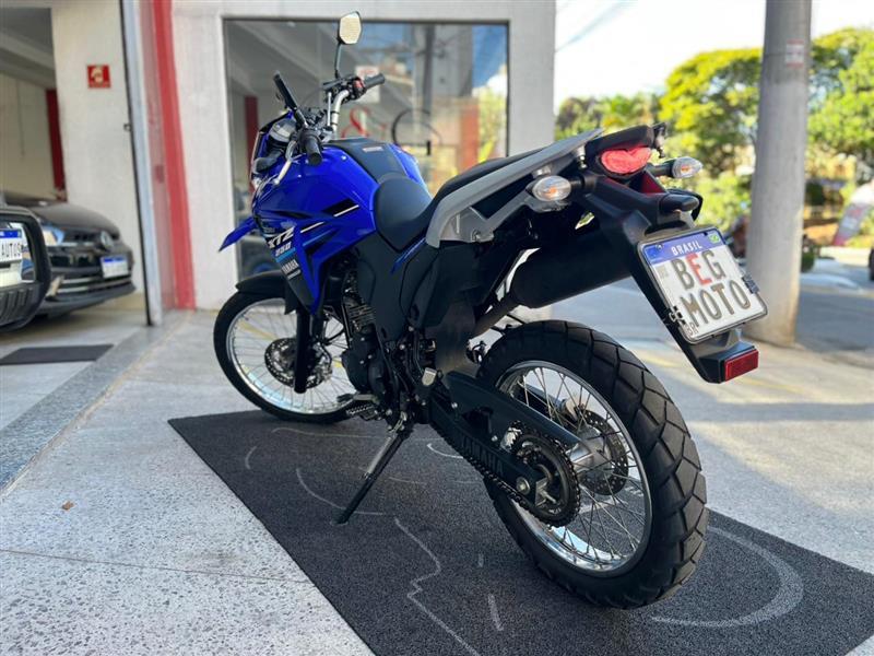 XTZ 250 LANDER