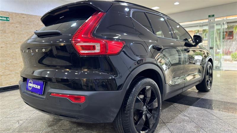 XC40