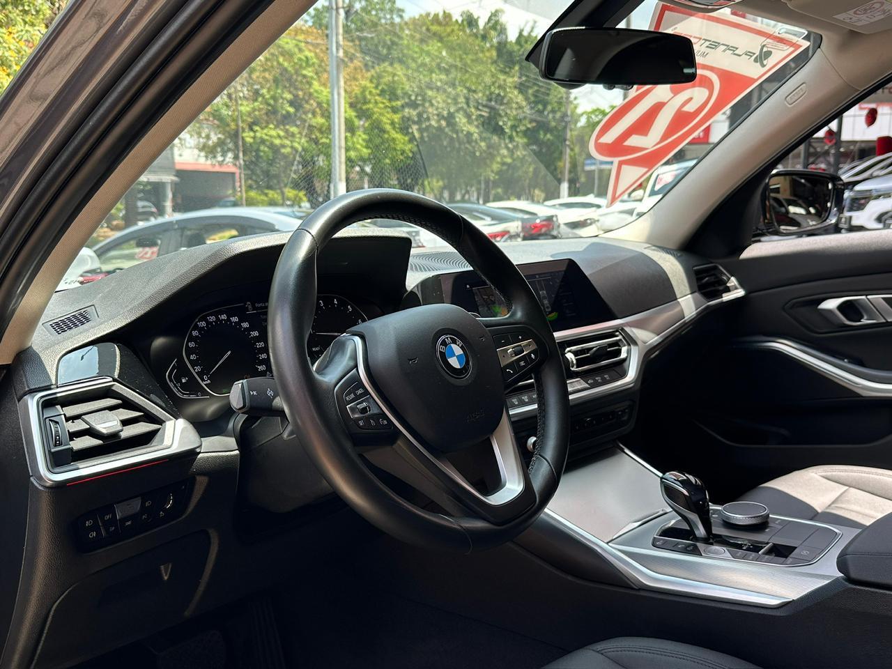 320I