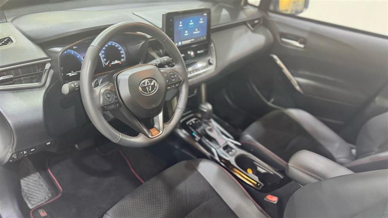 COROLLA CROSS