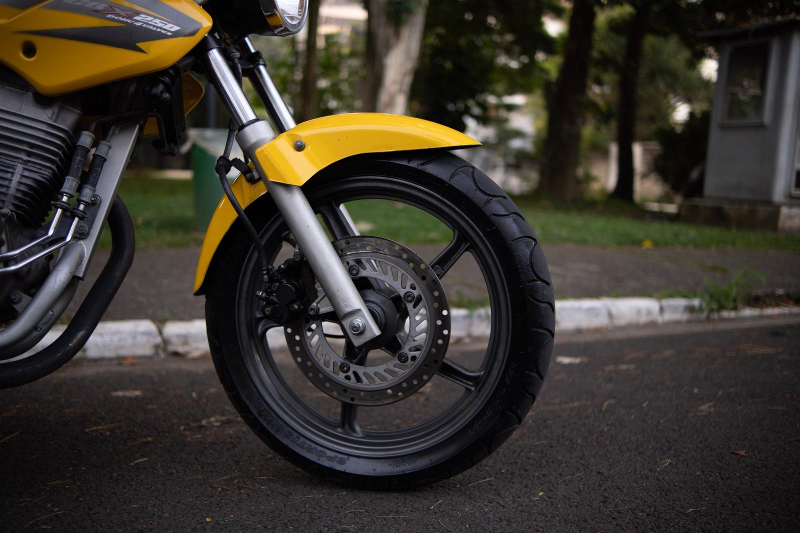 CBX 250 TWISTER