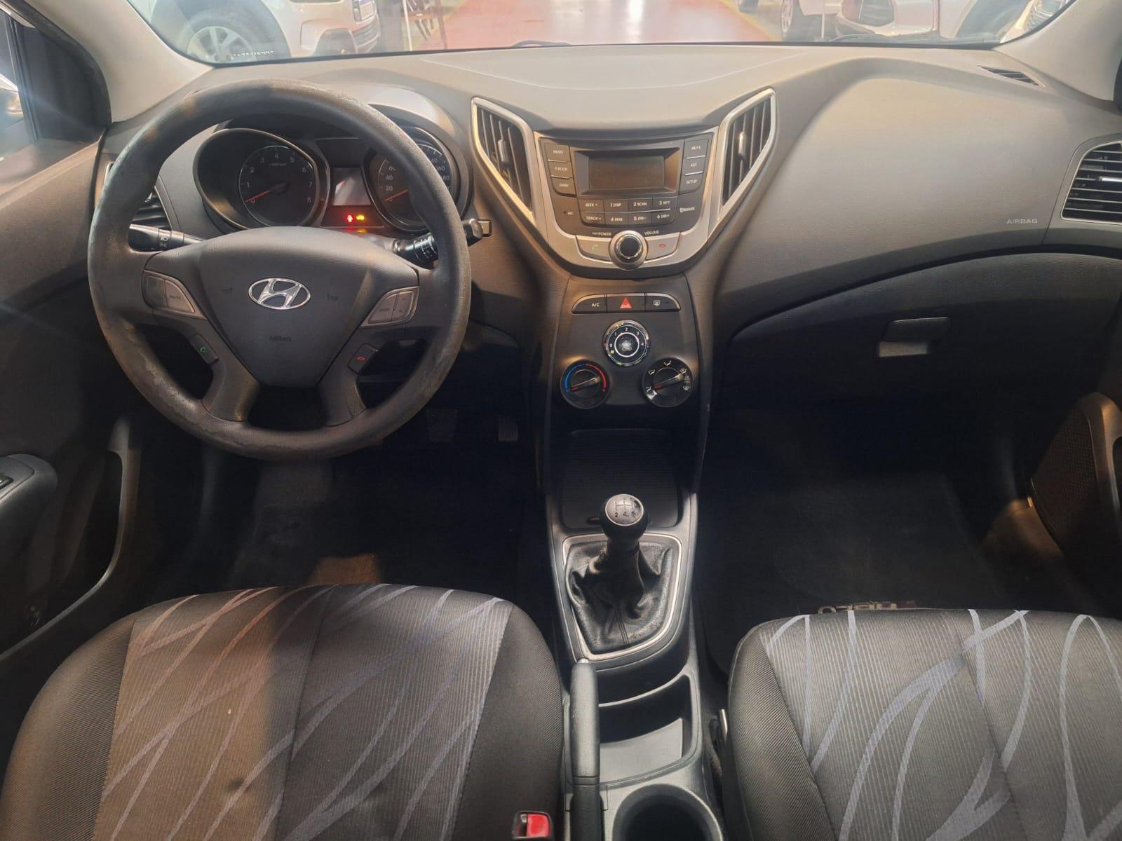 HYUNDAI HB20