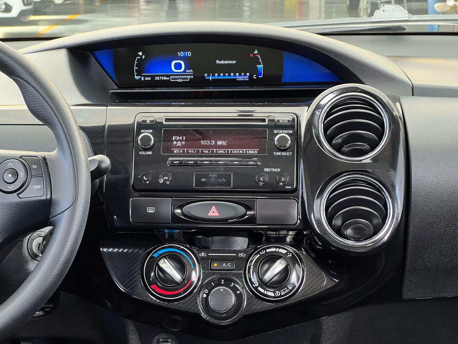 TOYOTA ETIOS