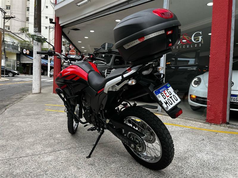 XTZ 250 LANDER