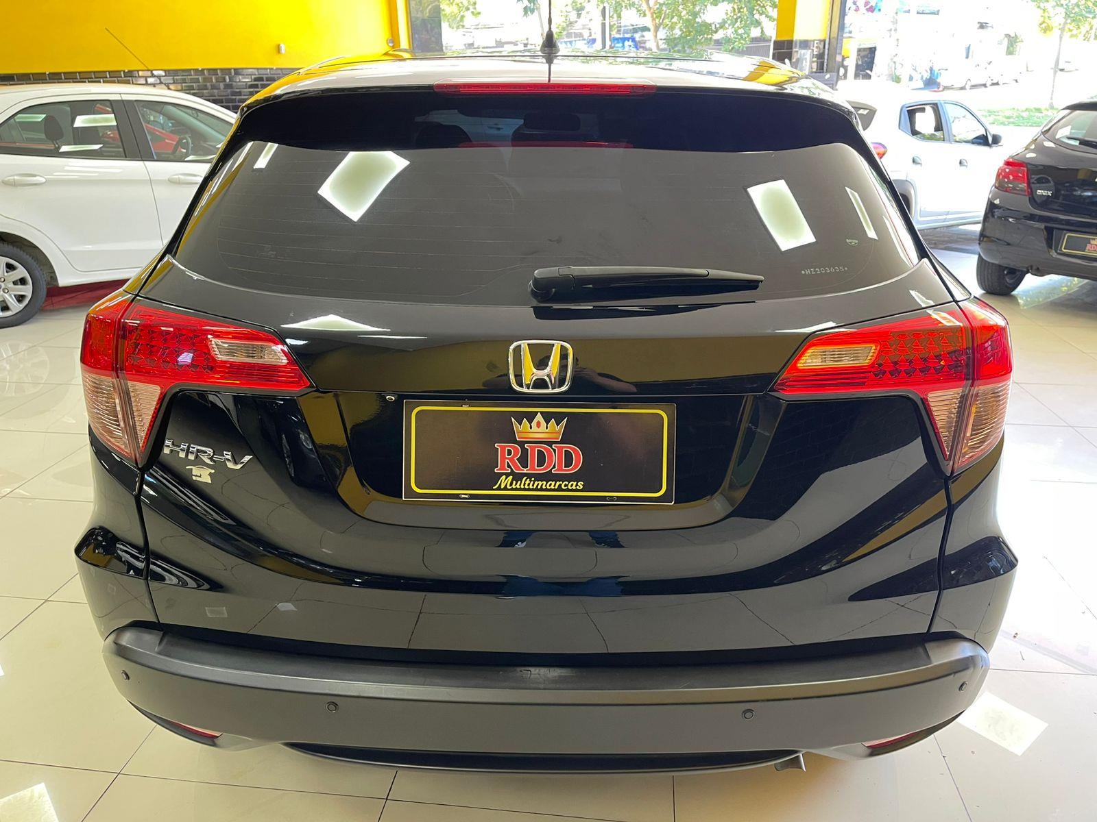 HR-V