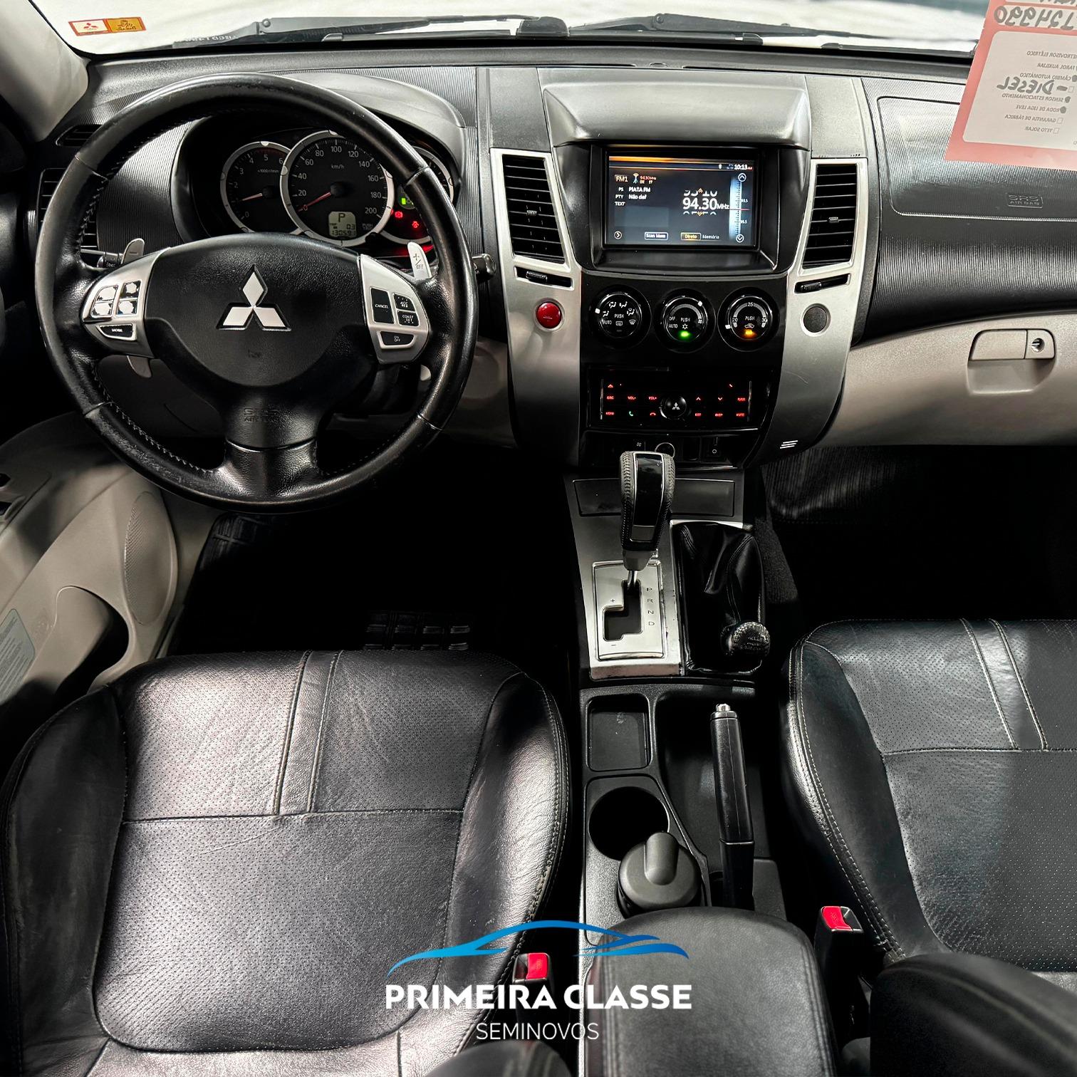 MITSUBISHI PAJERO DAKAR