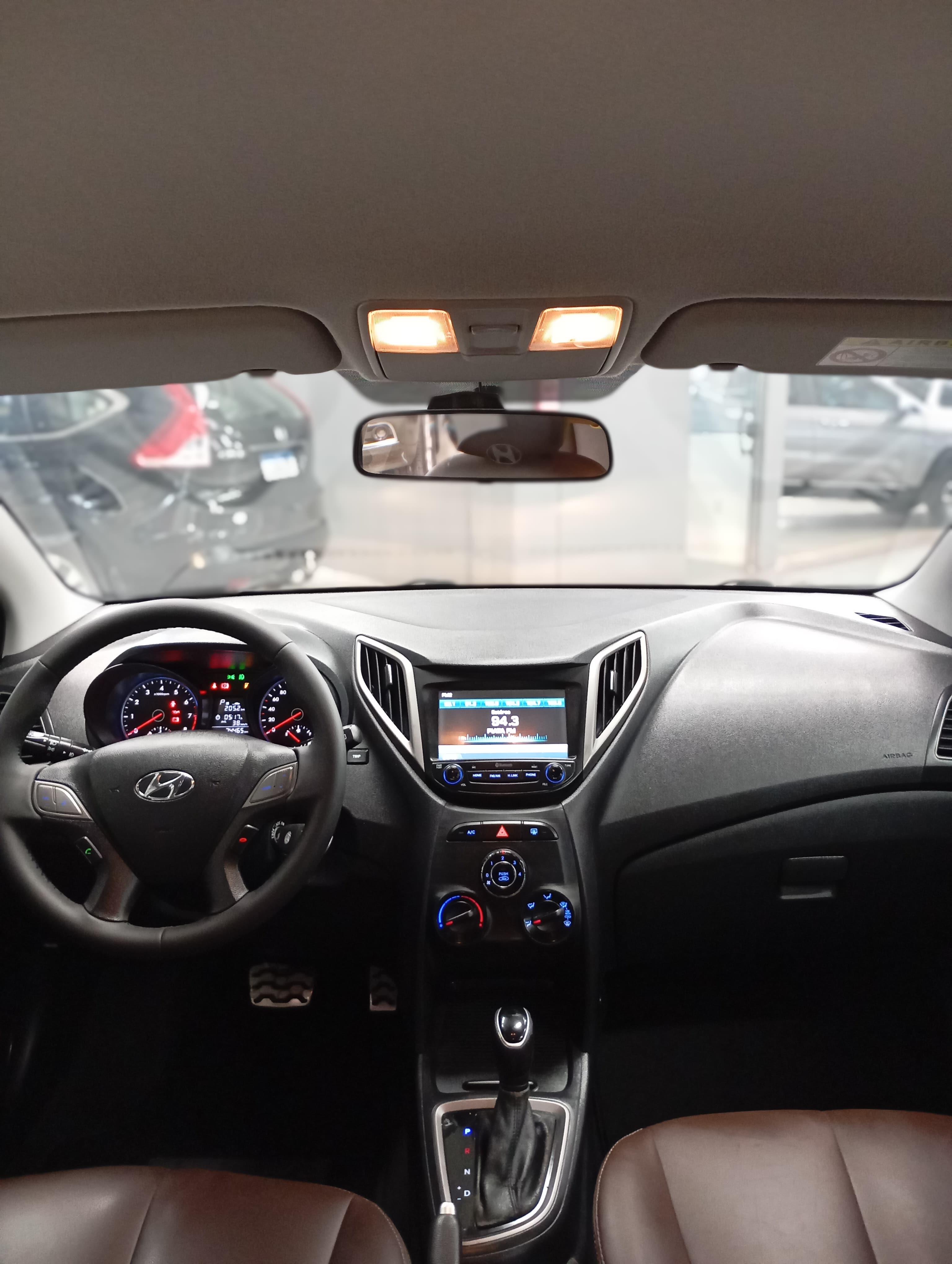 HYUNDAI HB20X