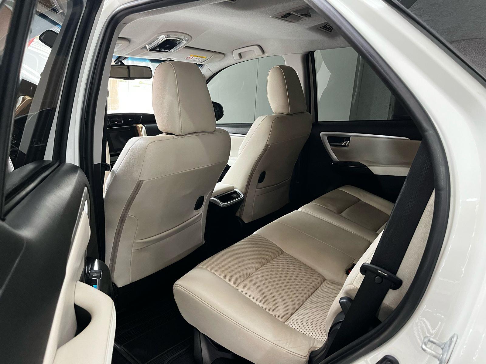 HILUX SW4