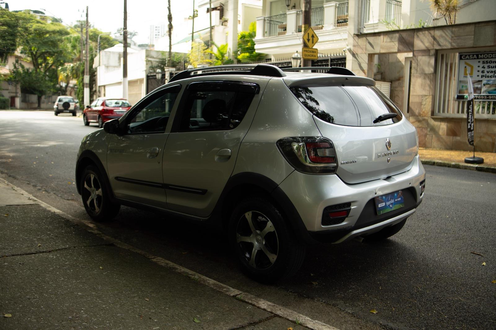 SANDERO