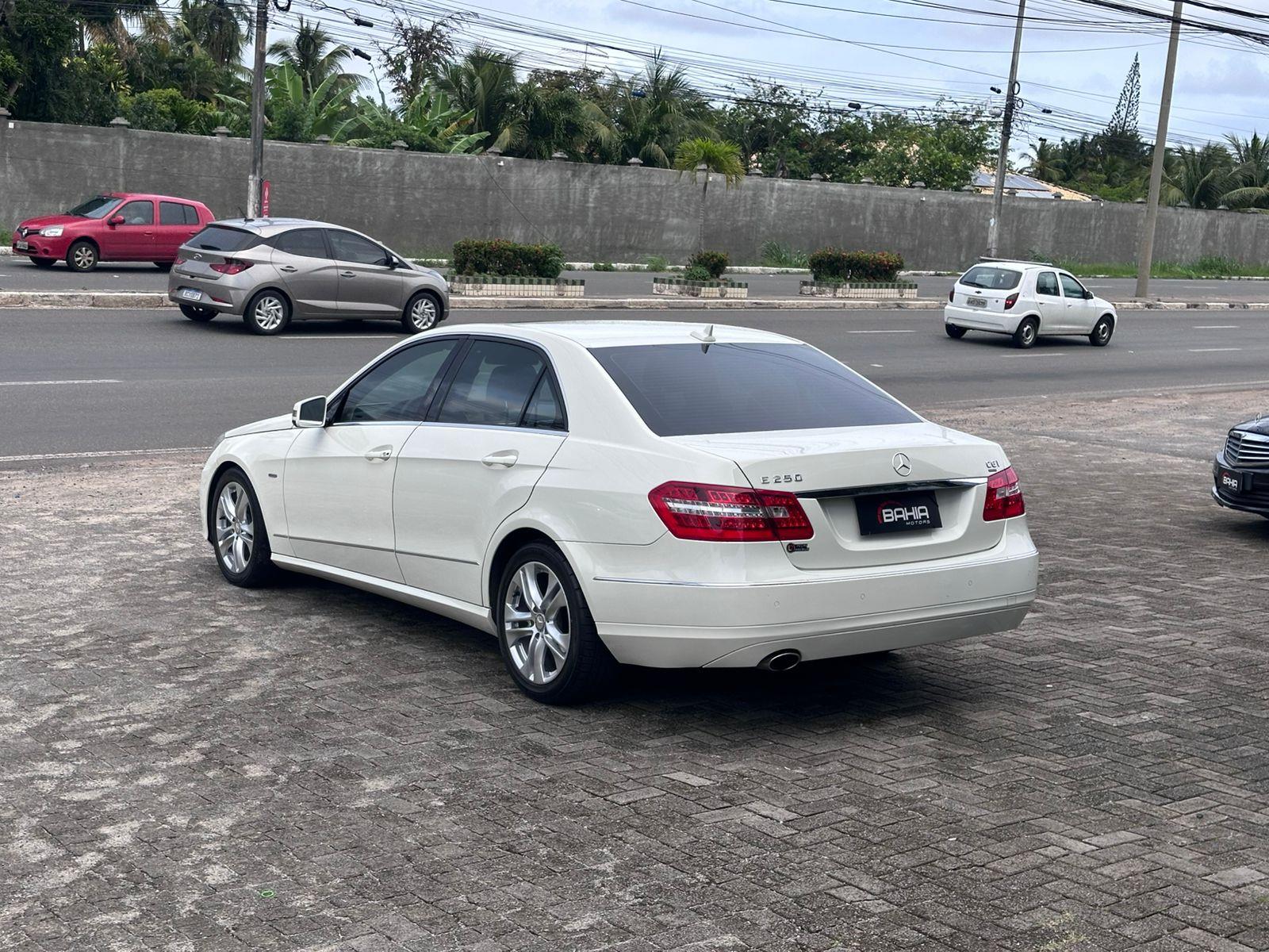 MERCEDES-BENZ E 250