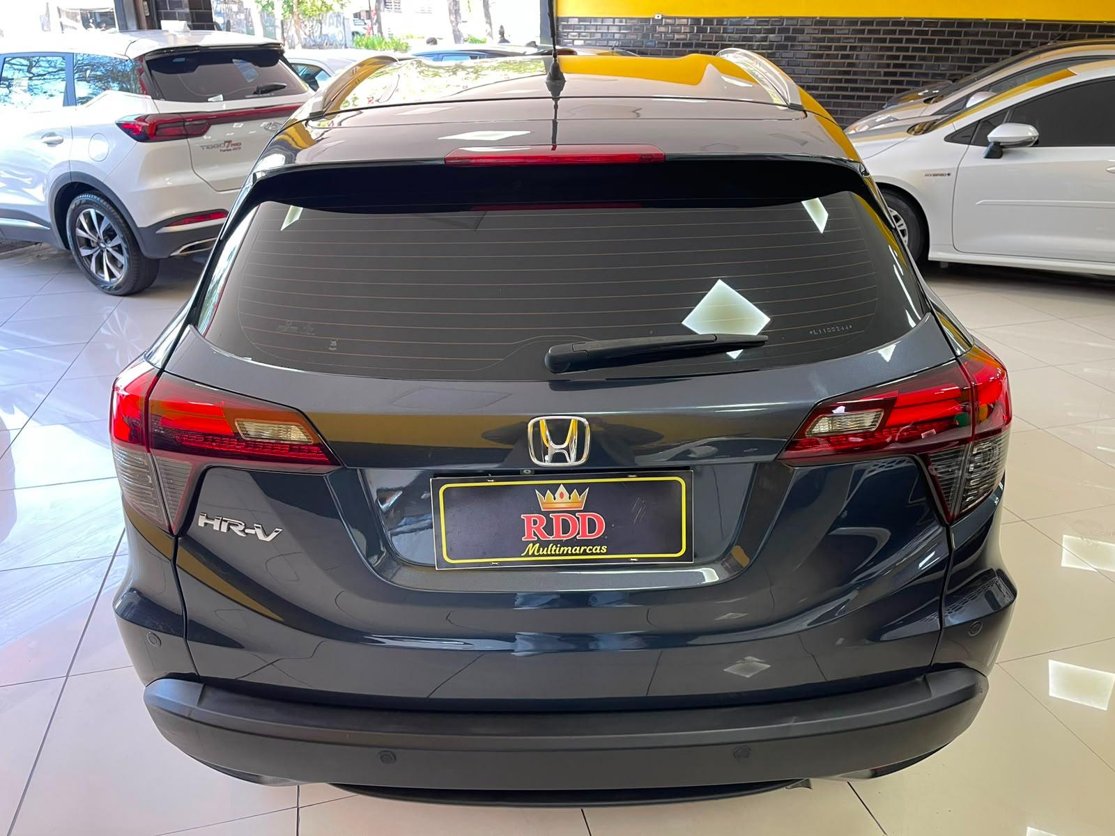 HR-V
