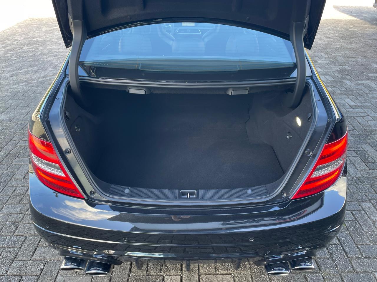 MERCEDES-BENZ C 63 AMG