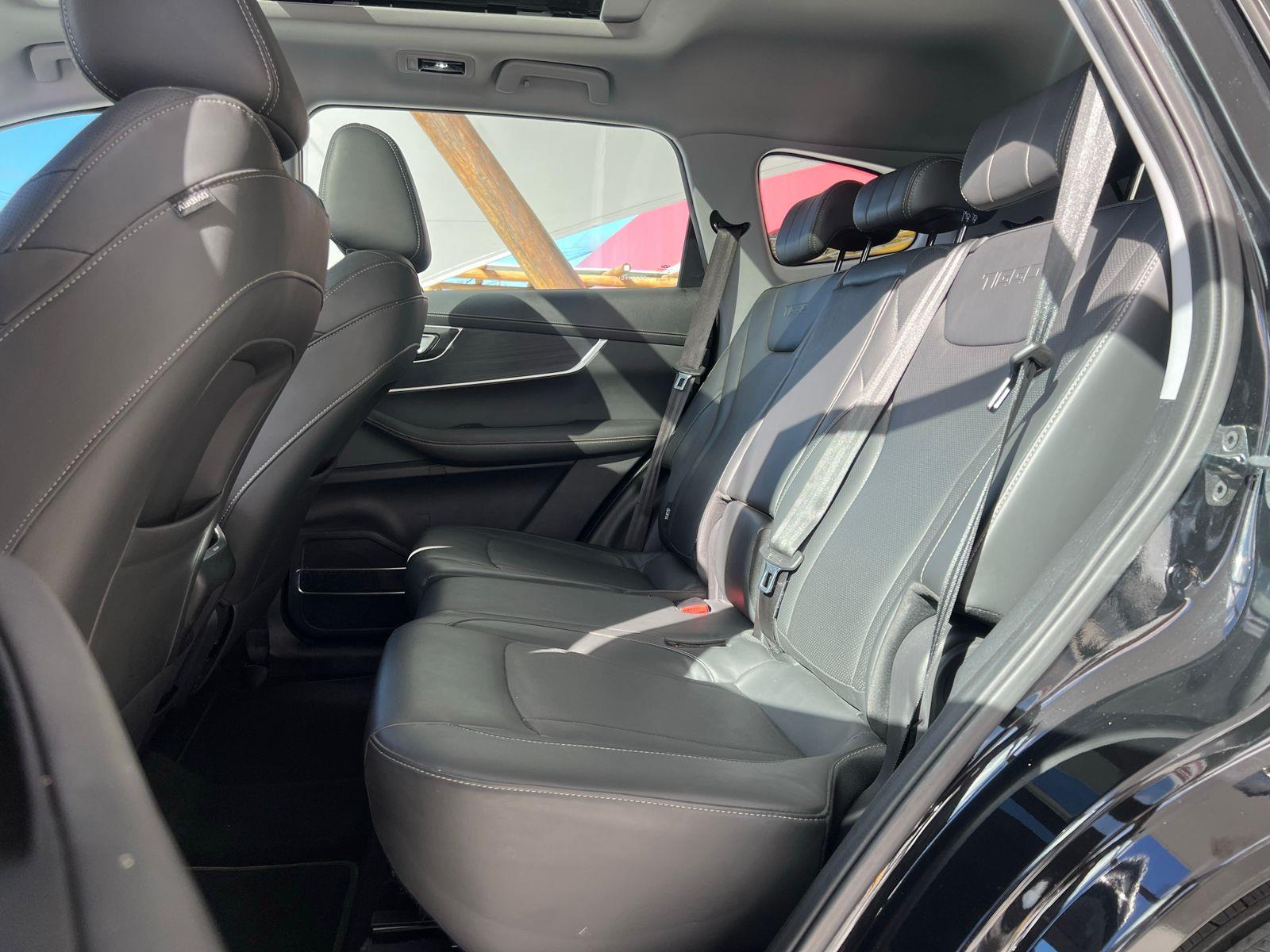 CHERY TIGGO 8