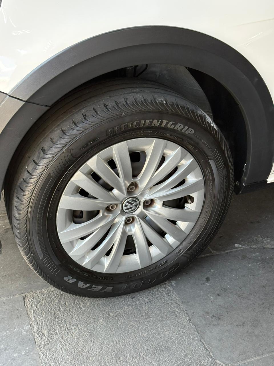Plata Motors