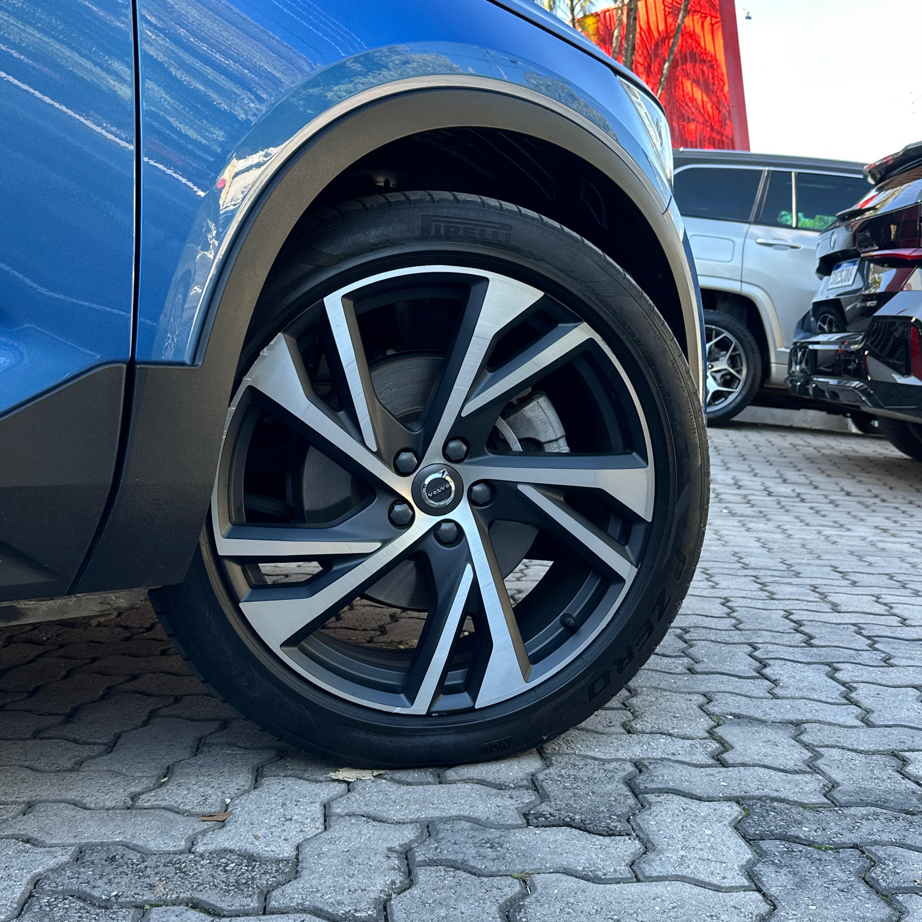 XC40
