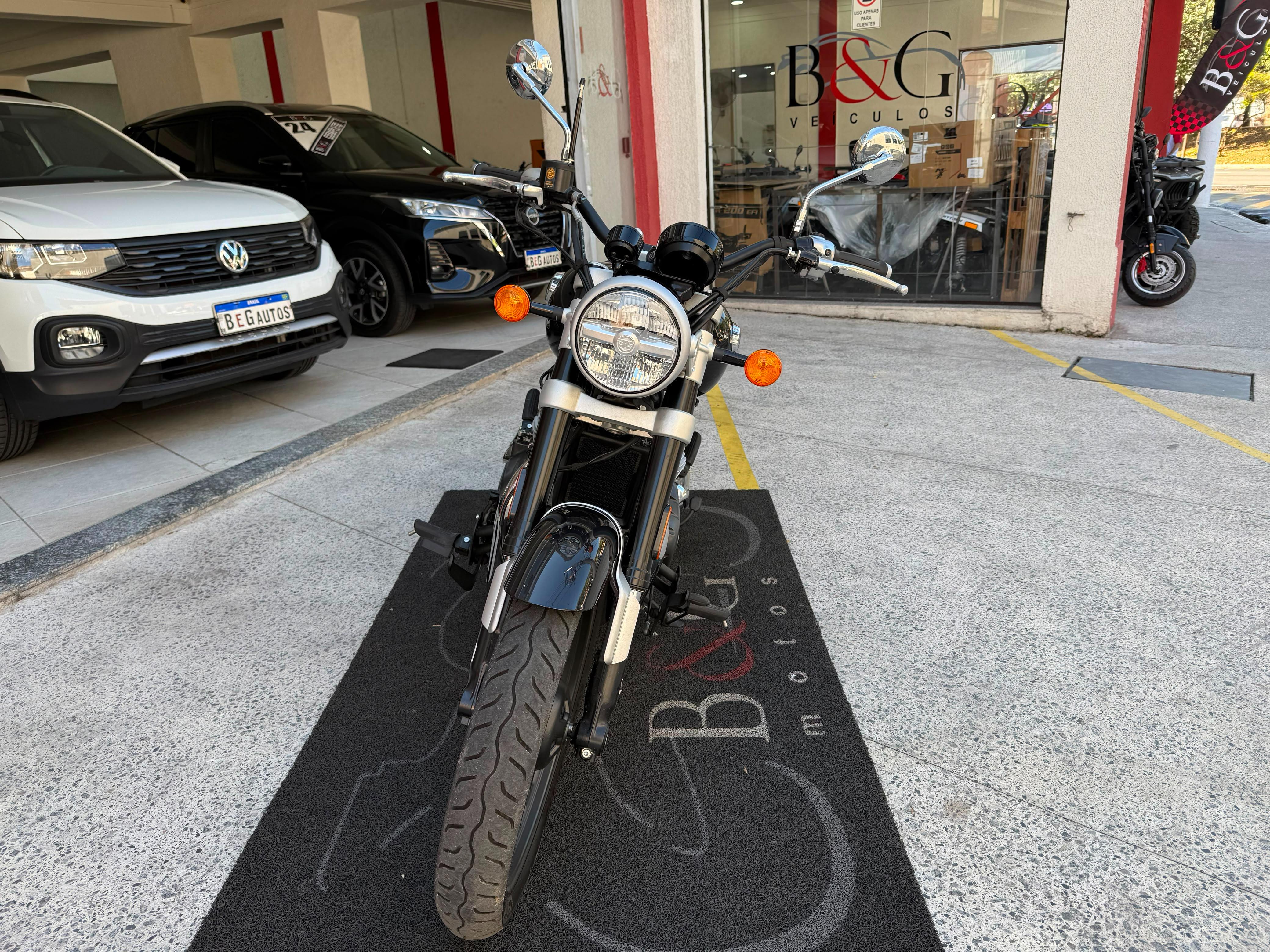 SUPER METEOR 650