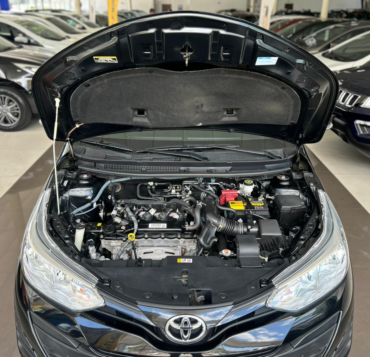 TOYOTA YARIS