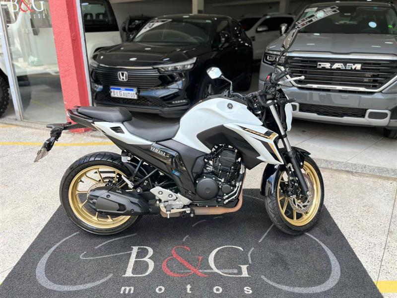 FZ25 FAZER CONNECTED ABS