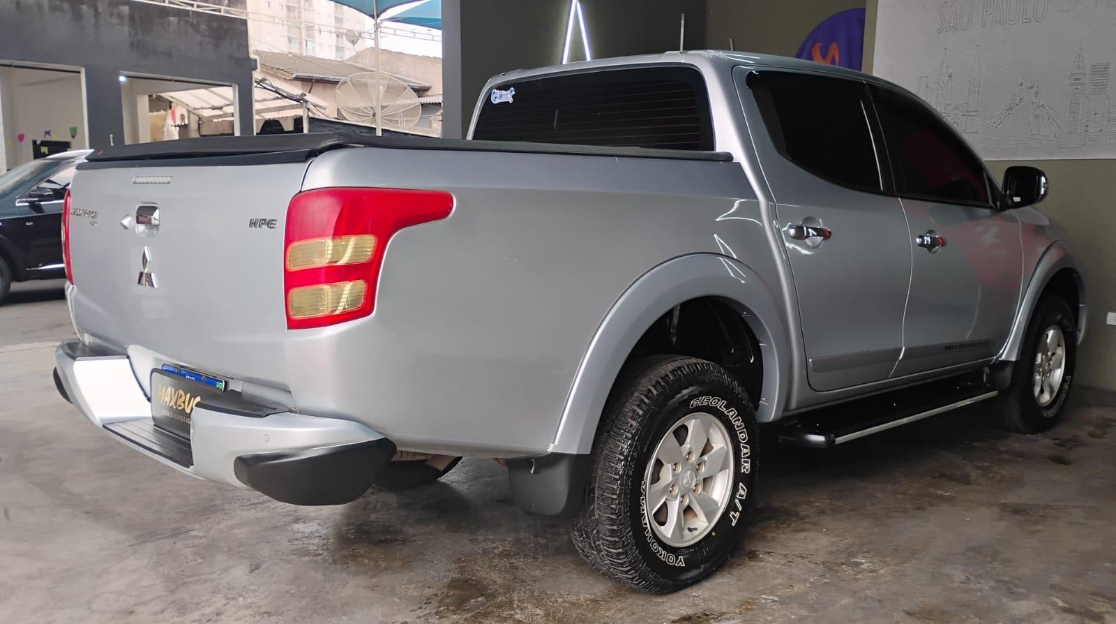 L200 TRITON