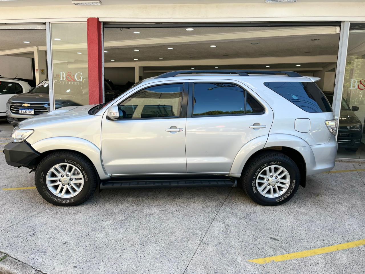 HILUX SW4