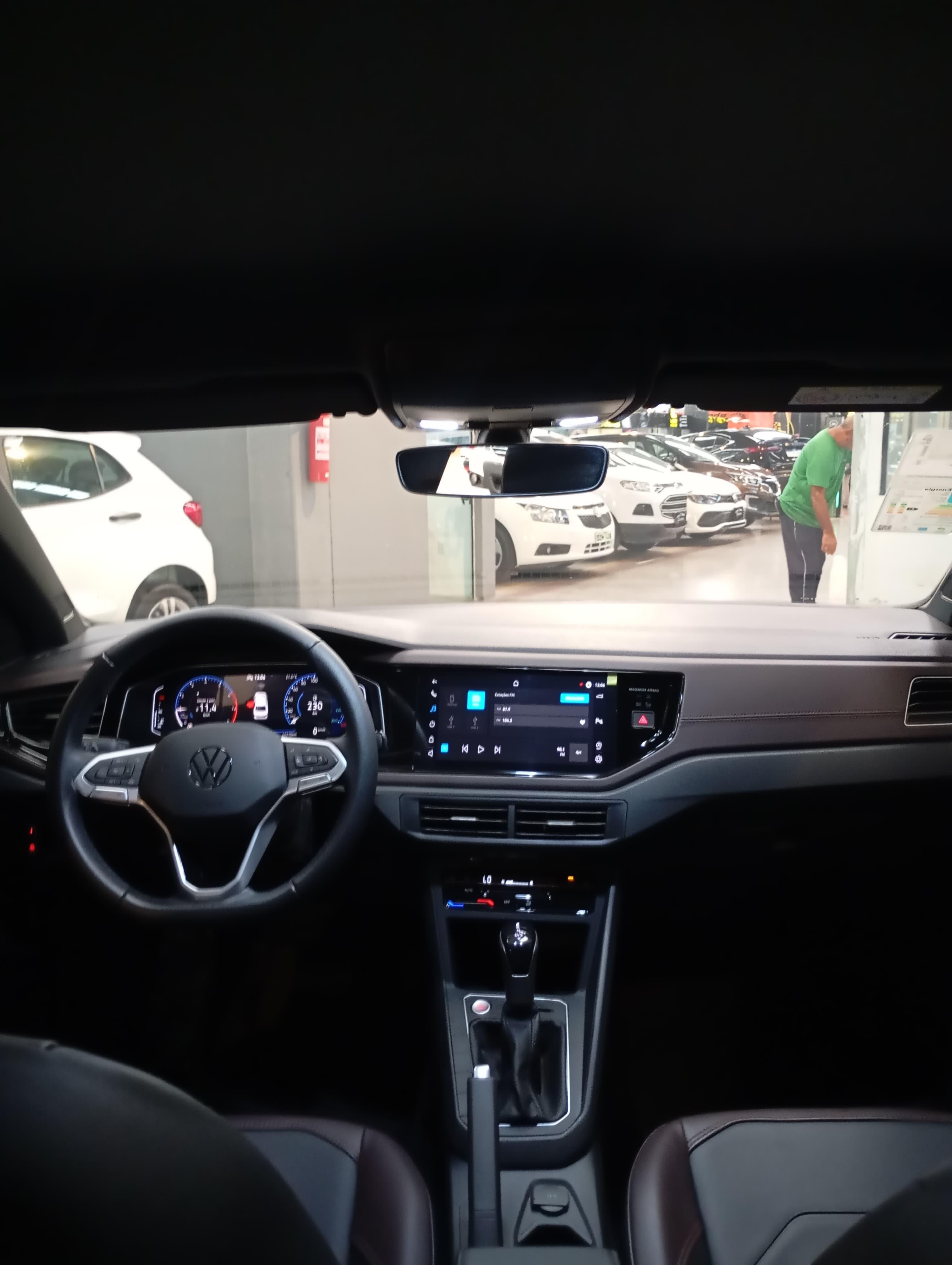 VOLKSWAGEN VIRTUS