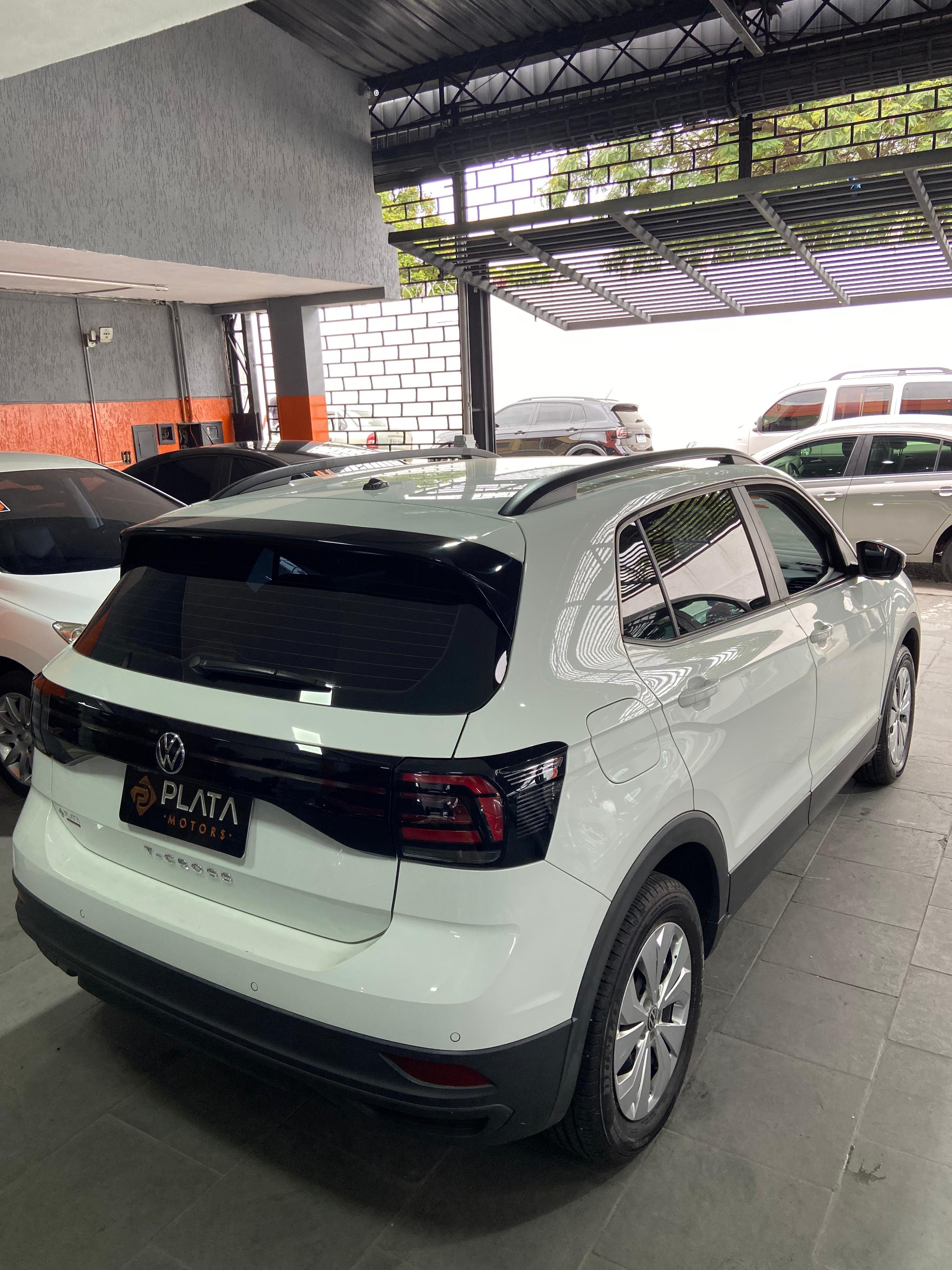 T-CROSS