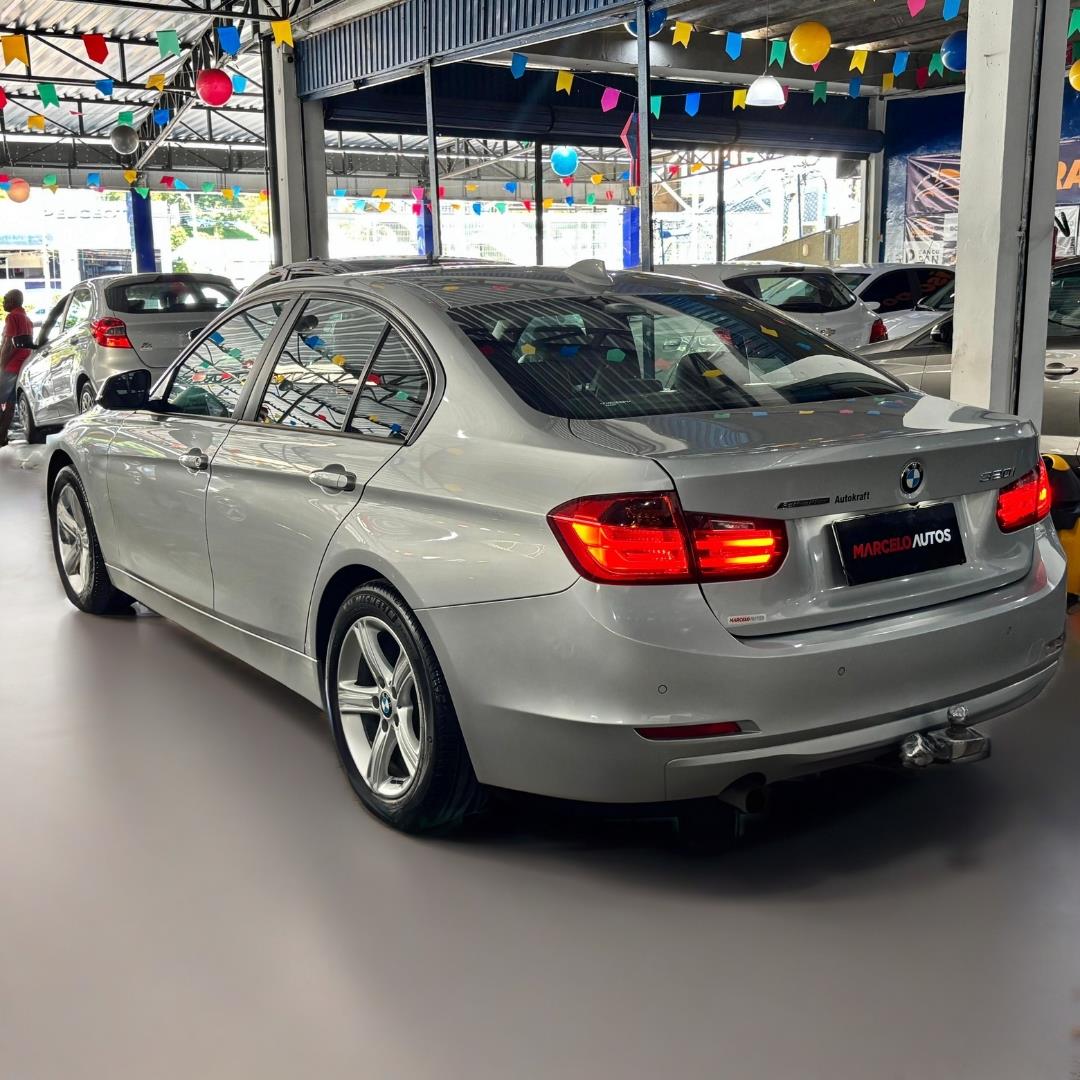 BMW 320i